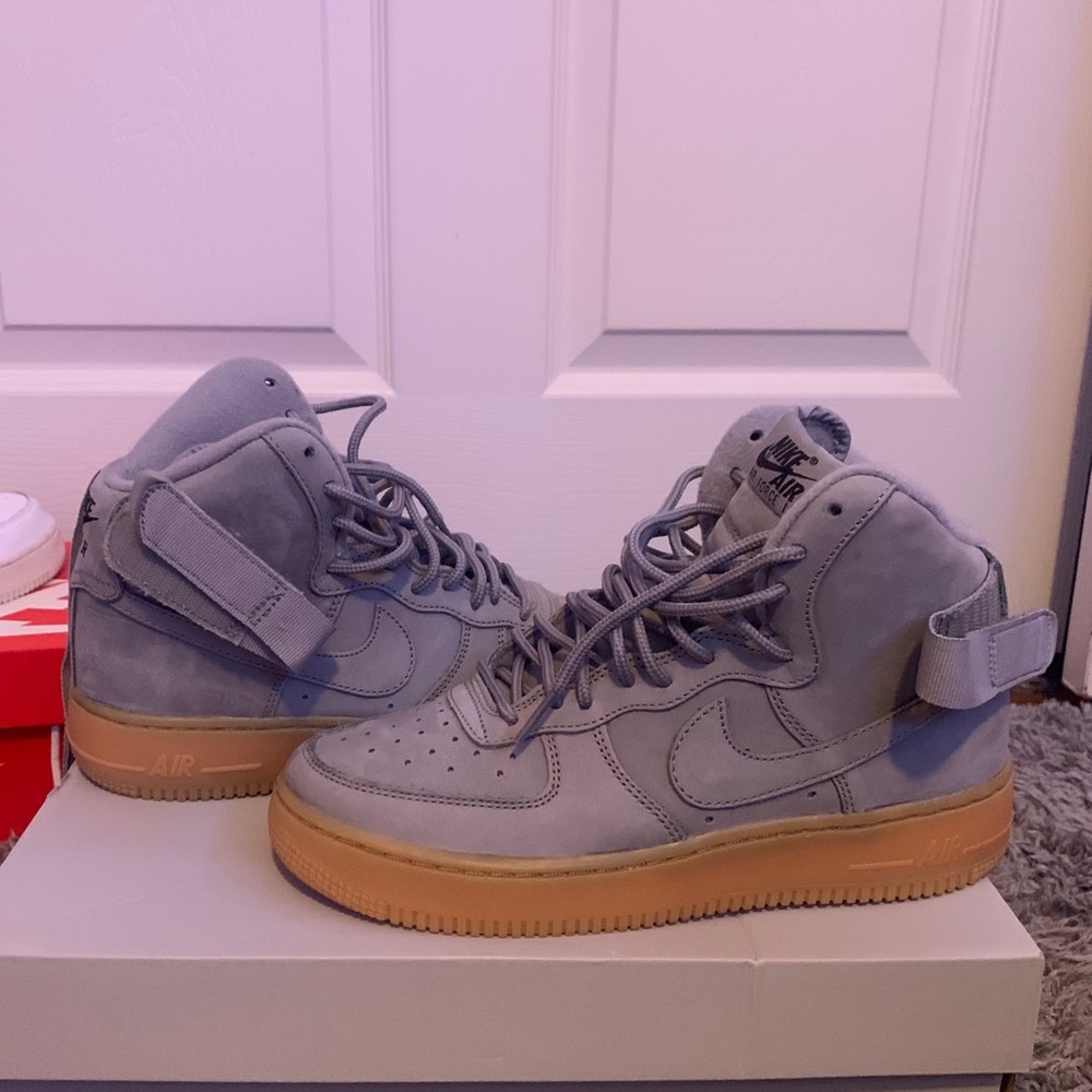 Air Force 1 grey gum bottom size 6y